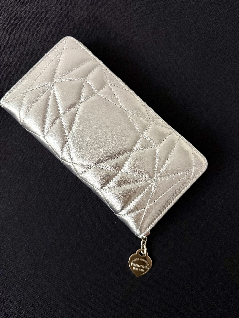 Tiffany & Co. Metallic Silver Quilted Zip-Around Wallet - Picture 4 of 14